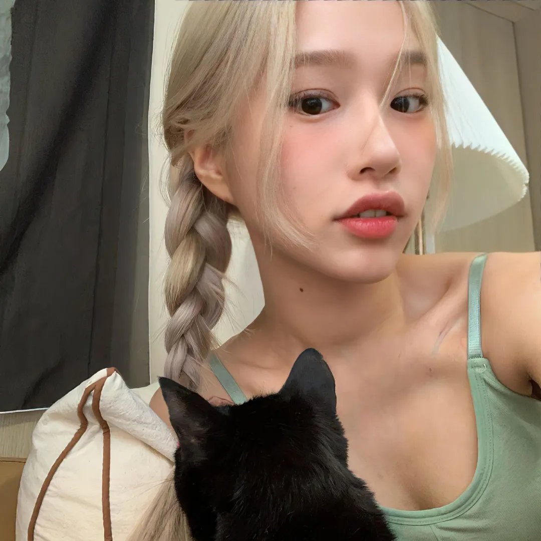 红色八爪女